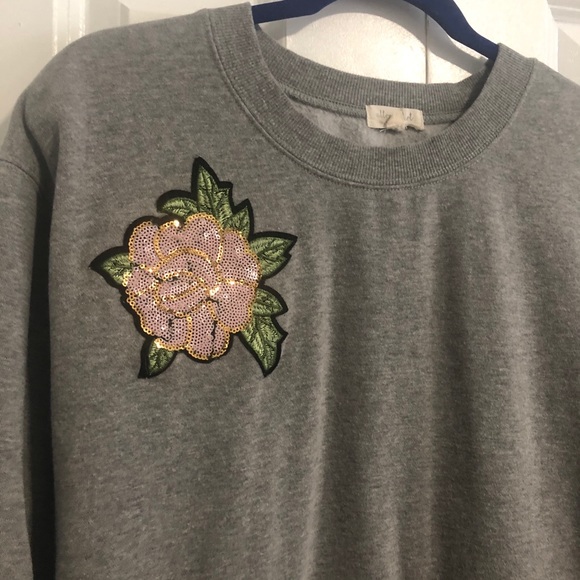 Ultra Flirt Sweatshirt Sequin Flowers - Picture 4 of 10